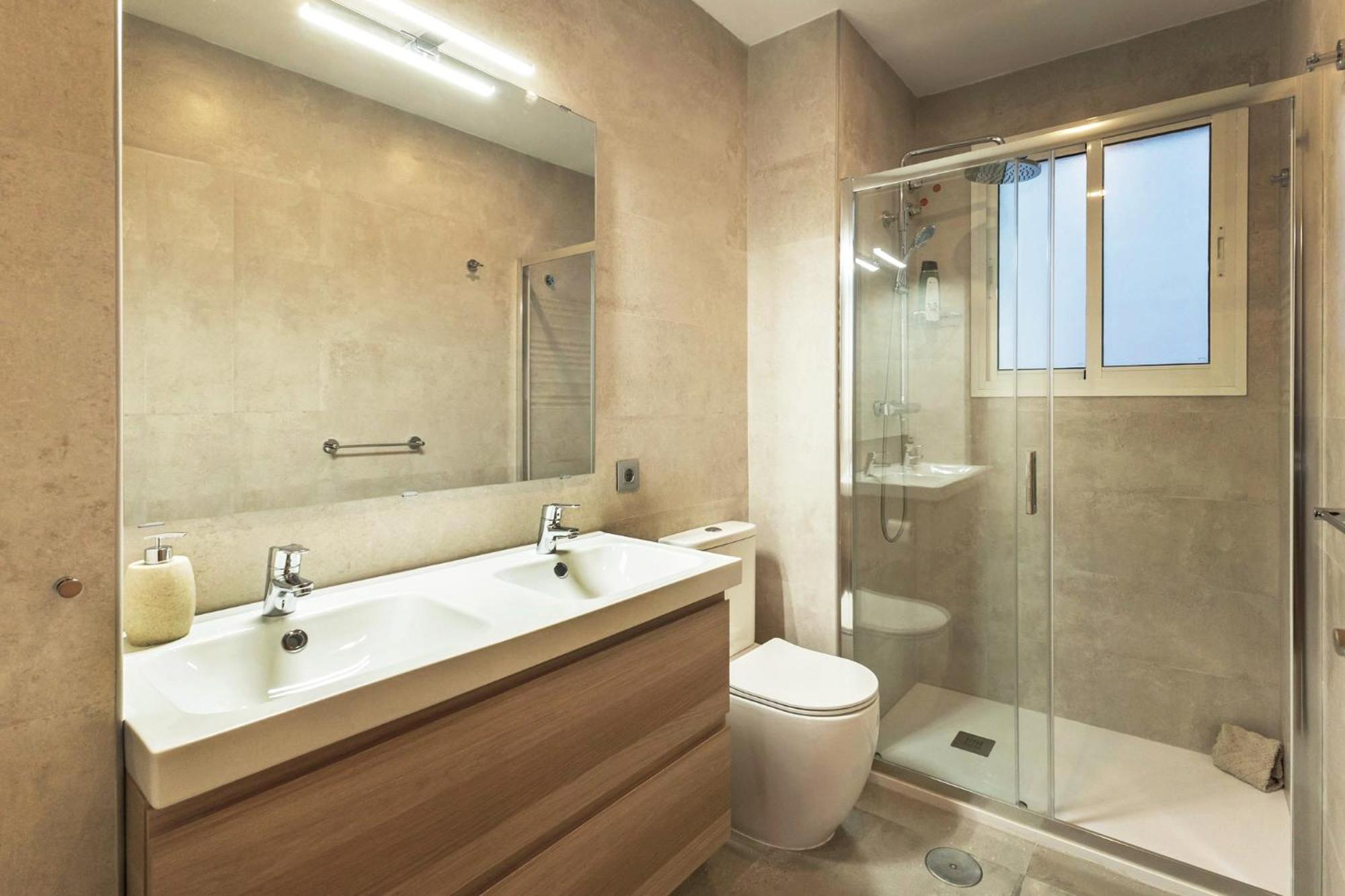 Modern Spacious Apartment Central Of Seville Luaran gambar