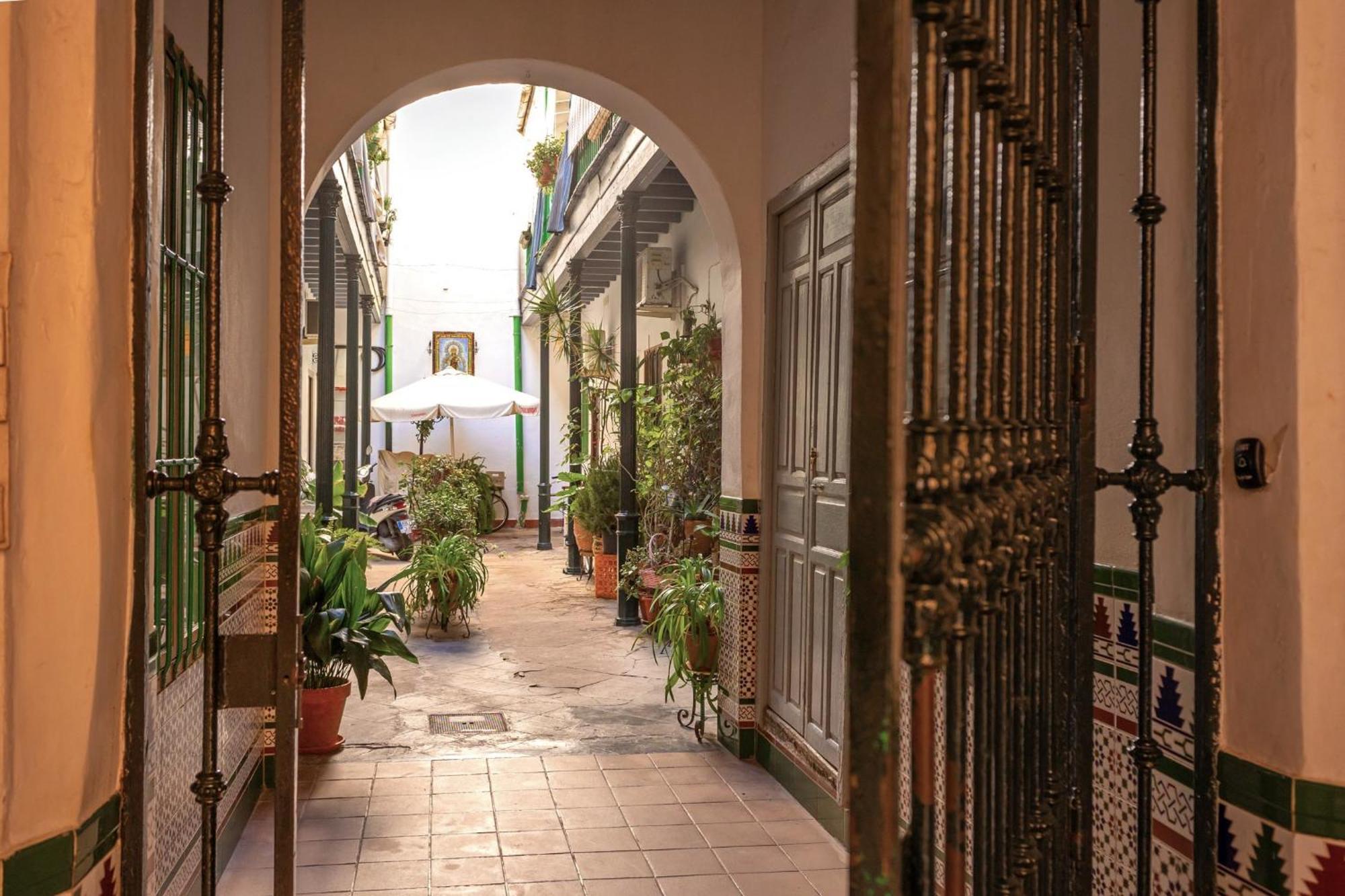 Modern Spacious Apartment Central Of Seville Luaran gambar