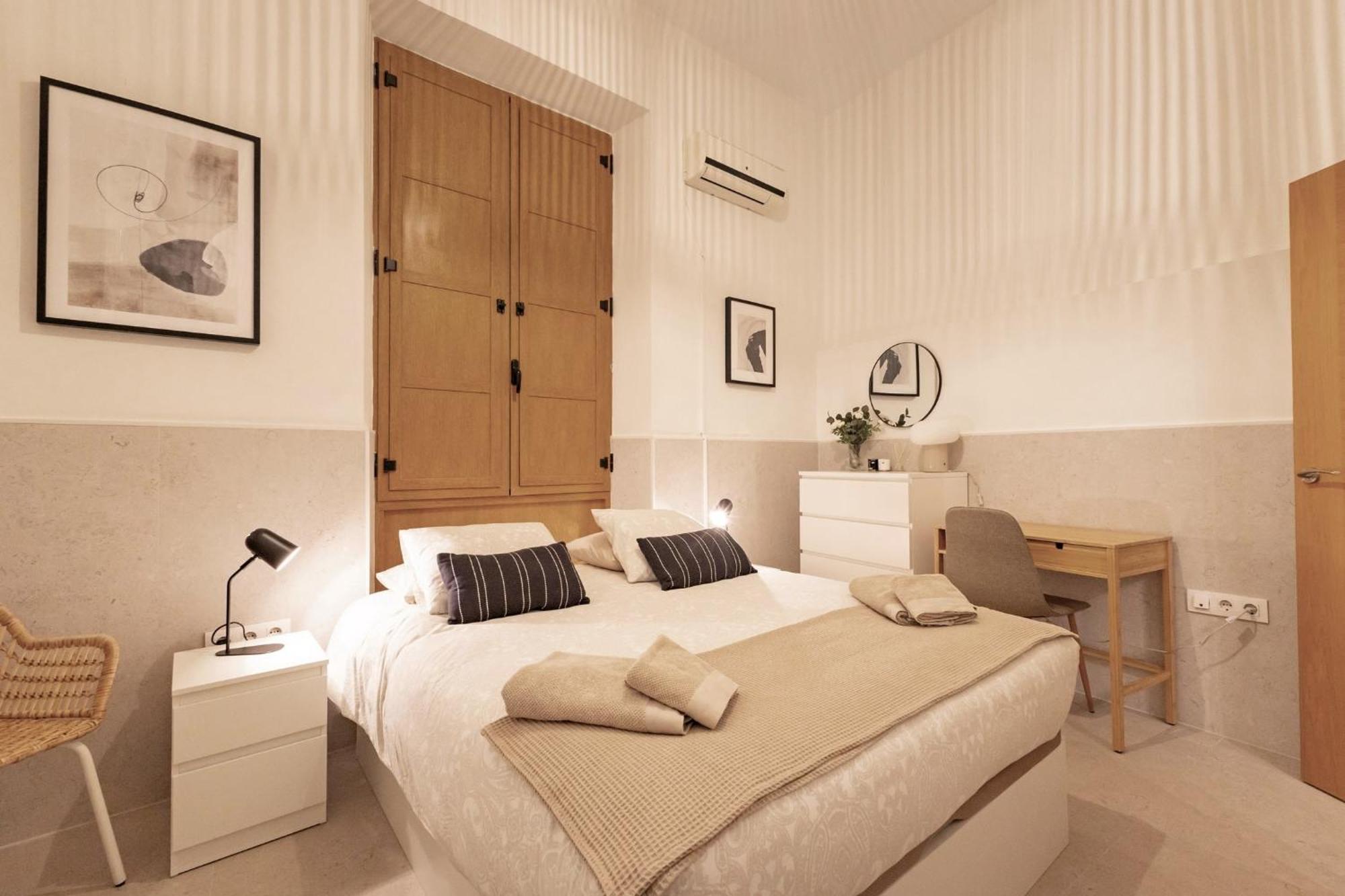 Modern Spacious Apartment Central Of Seville Luaran gambar