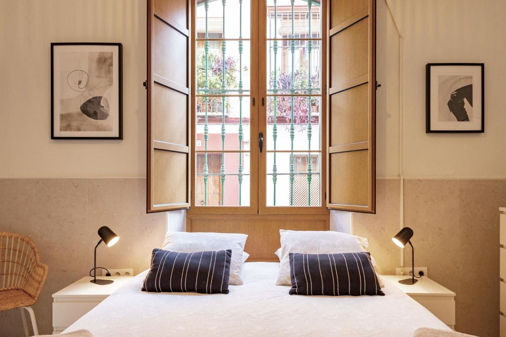 Modern Spacious Apartment Central Of Seville Luaran gambar