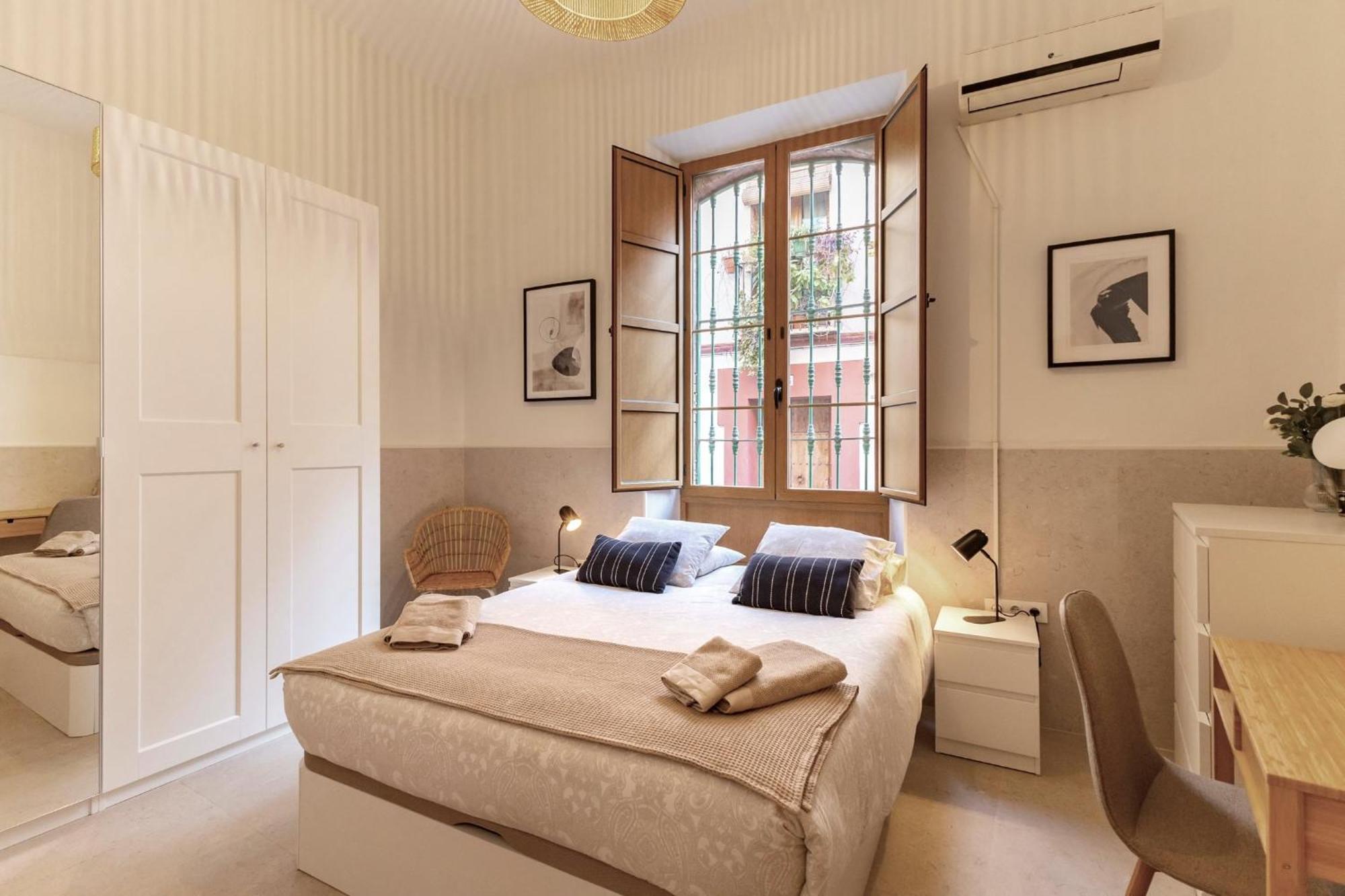 Modern Spacious Apartment Central Of Seville Luaran gambar